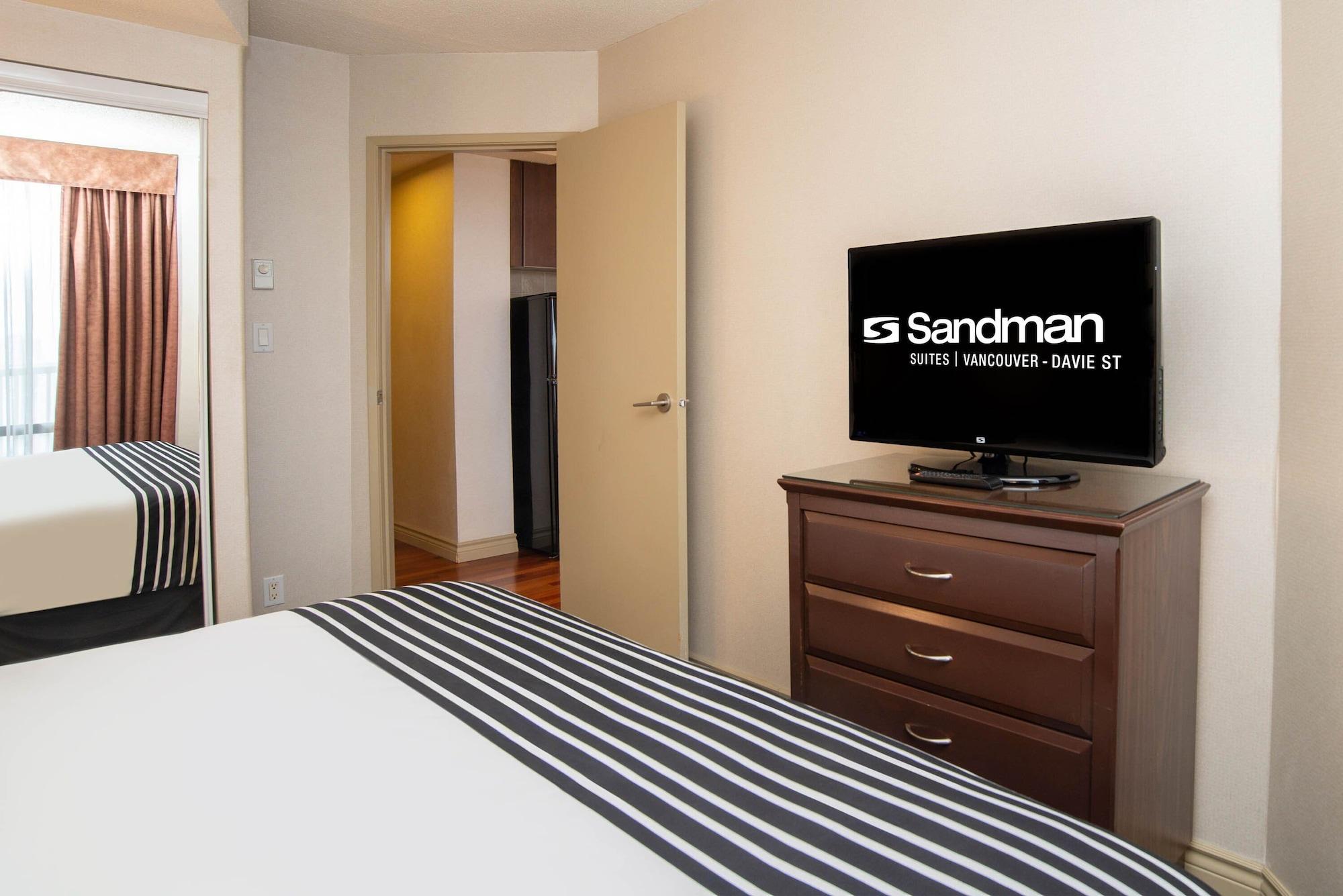 Sandman Suites Vancouver On Davie Exterior foto