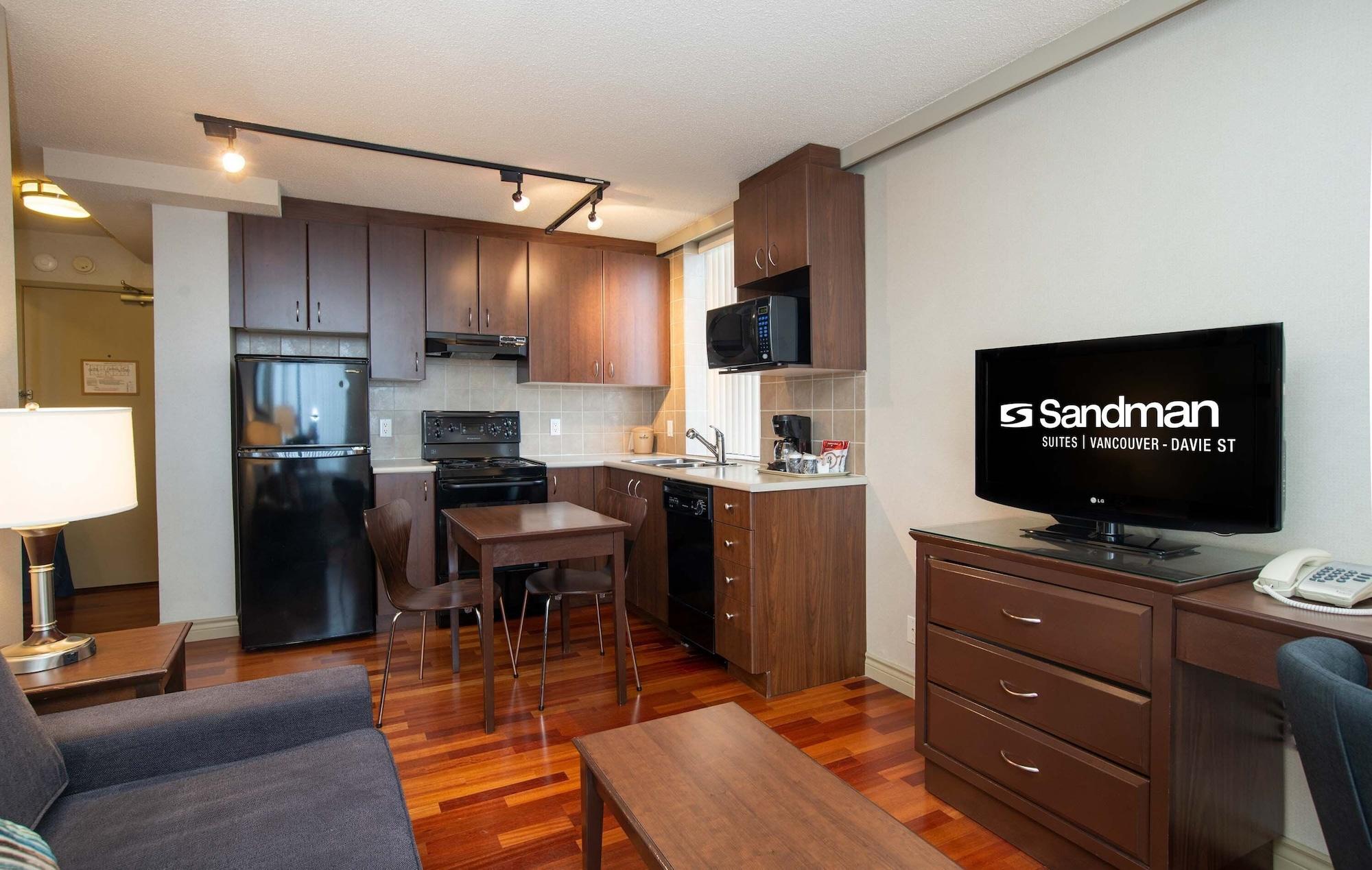 Sandman Suites Vancouver On Davie Exterior foto